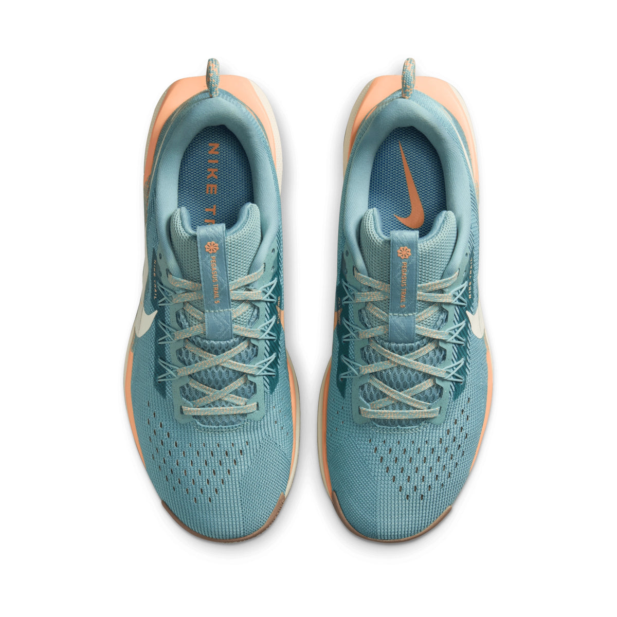 NIKE PEGASUS TRAIL 5 - FEMME
