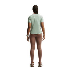 NIKE SWIFT DRI-FIT MANCHES COURTES - FEMME