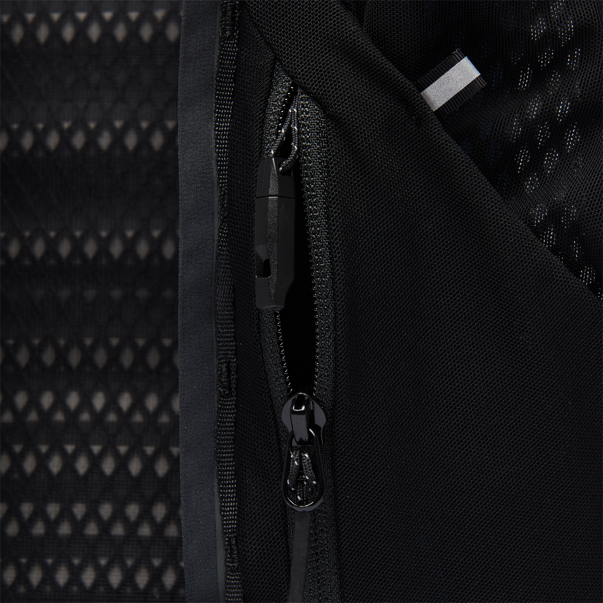 BLACK DIAMOND DISTANCE 22 BACKPACK