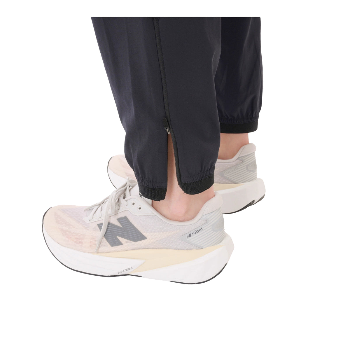 NEW BALANCE RC ESSENTIAL JOGGER - FEMME