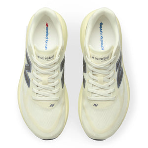 NEW BALANCE SUPERCOMP REBEL V1 - FEMME