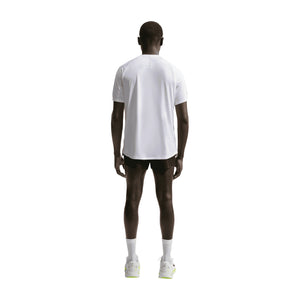 NIKE STRIDE T-SHIRT MANCHES COURTES - HOMME