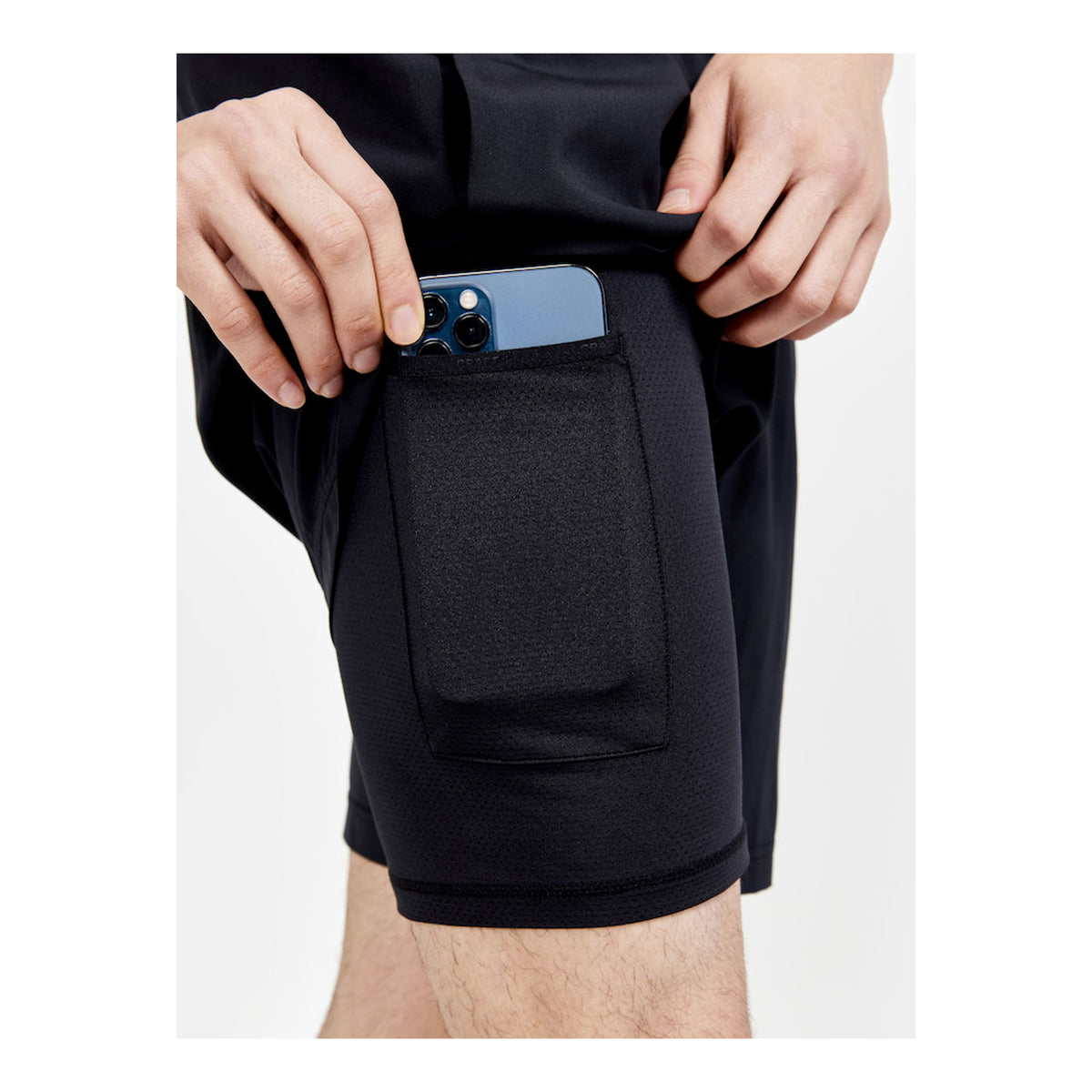 CRAFT ADV ESSENCE PERFORATED 2-IN-1 SHORTS - HOMME